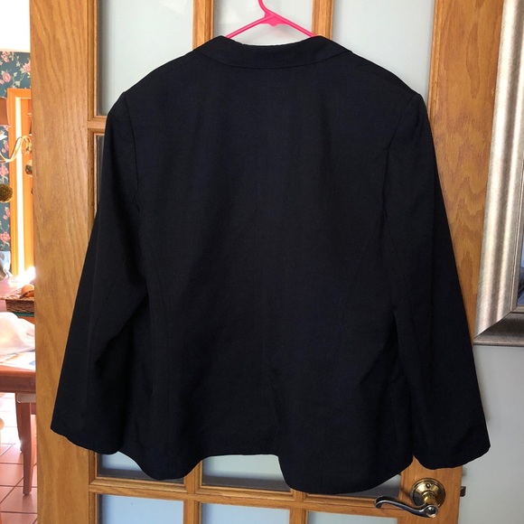 Single Button Black Blazer - Picture 2 of 5